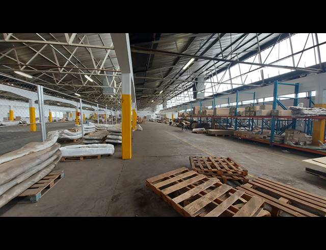 3,876M² FACTORY TO LET IN ALRODE